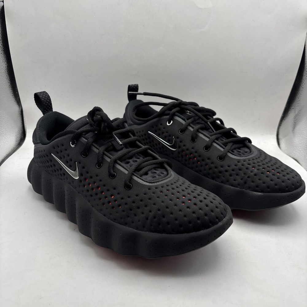 Nike Mind 002 Black Hyper Crimson Men's Athletic Sneakers Size 10 HQ4308-001